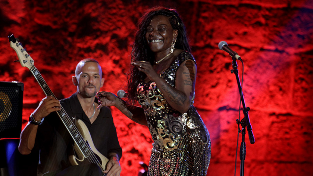 BUIKA CAUTIVA AL EXIGENTE PÚBLICO TUNECINO EN SU BUIKA MUSIC WORLD TOUR ✅🎶